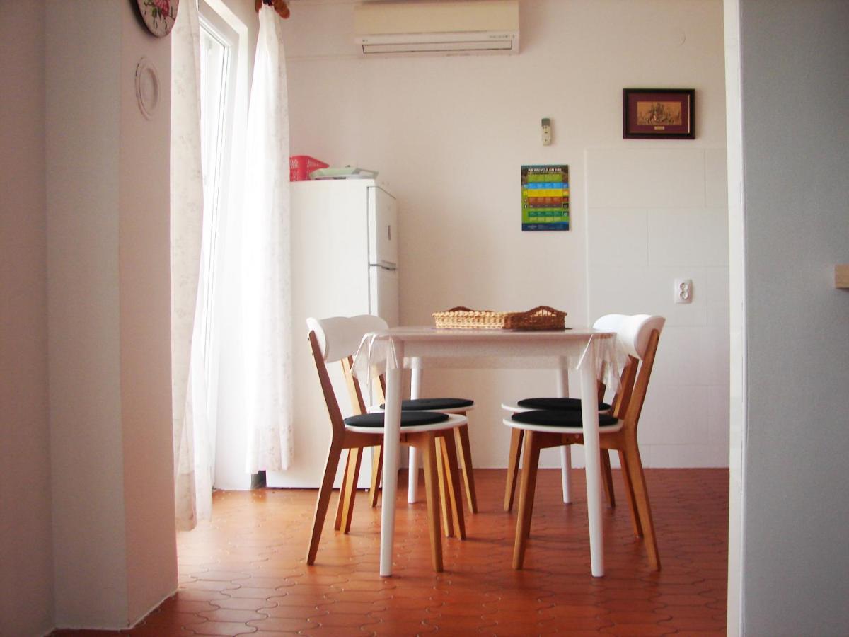 Apartmani Tumara Cizici Ngoại thất bức ảnh